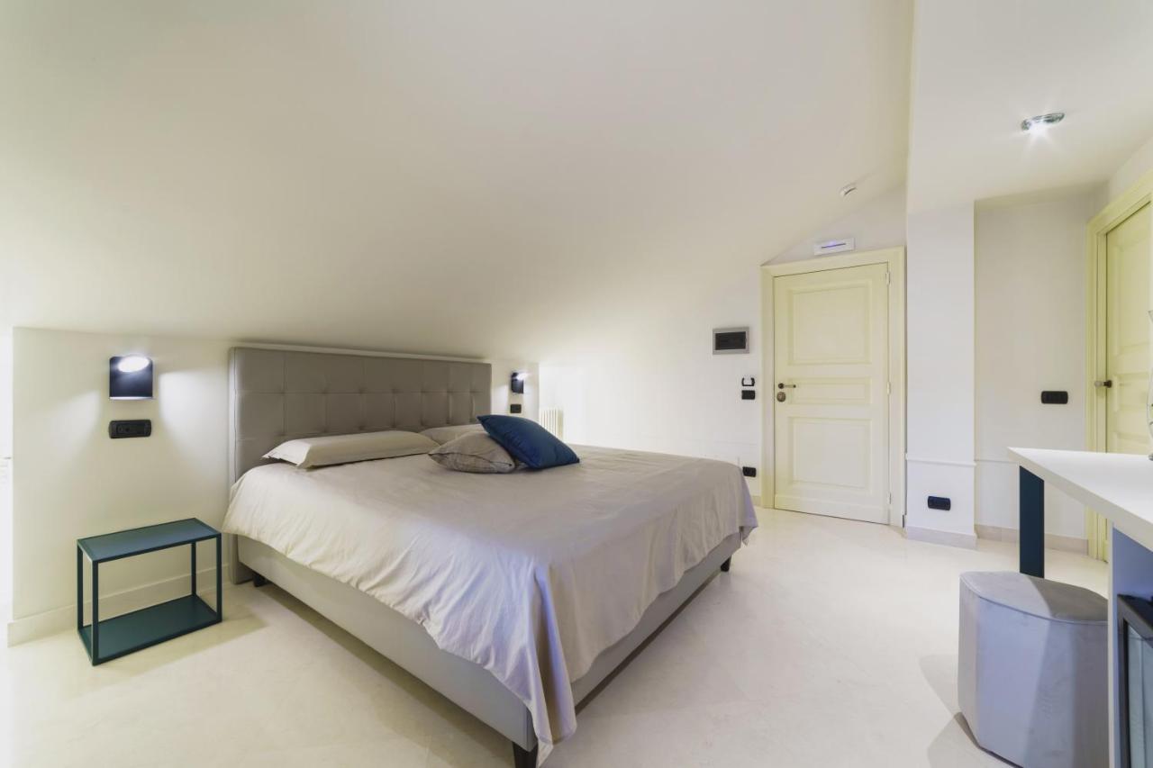 Caffetteria Luca Suite & Rooms Bronte Exteriör bild