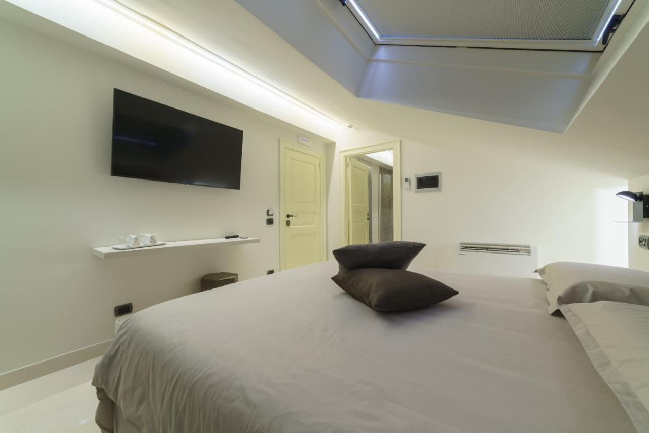 Caffetteria Luca Suite & Rooms Bronte Exteriör bild